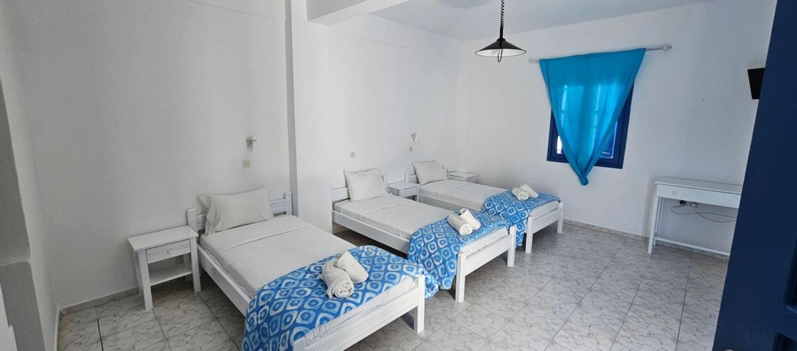 Pleasure Black Santorini Hotel 3*