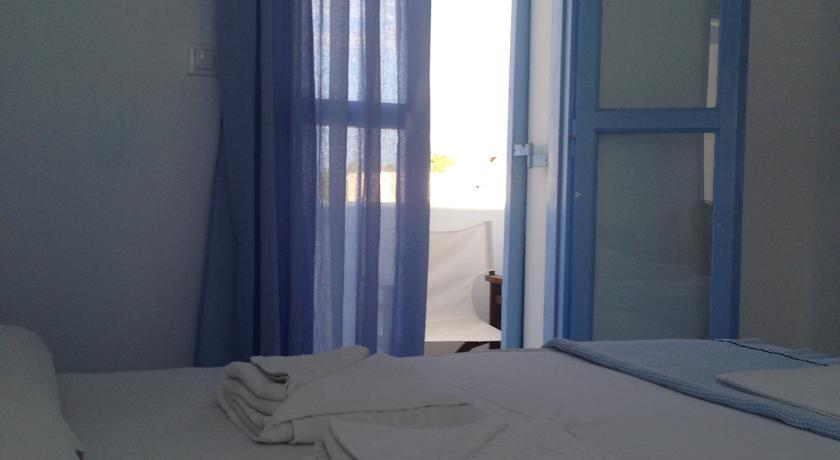 Hotel Amelie Santorini (adults Only) 3*
