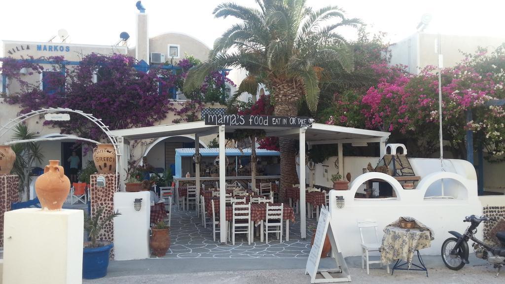 Villa Markos Perissa (Santorini)