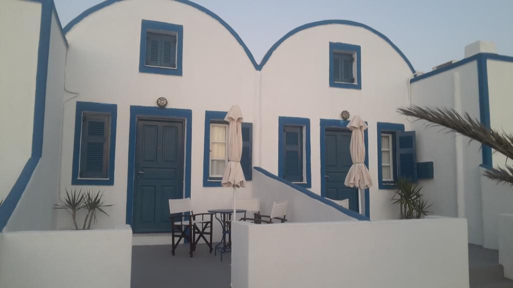 Paradisos Oia (Santorini)