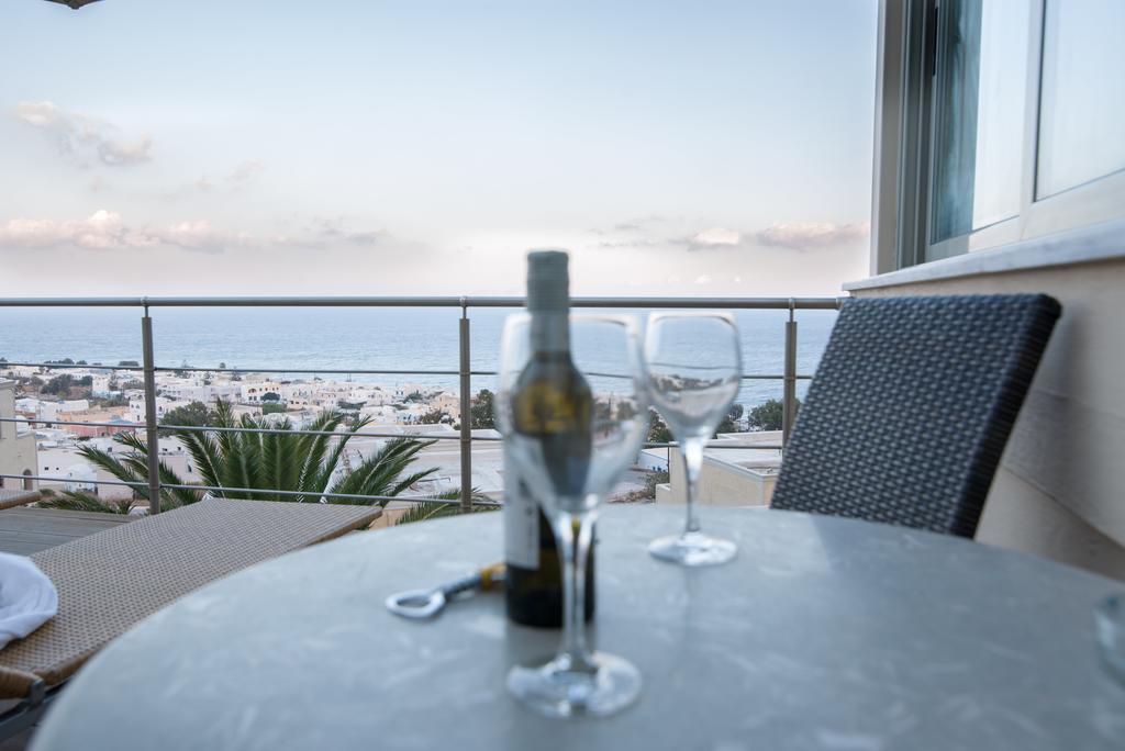 Antinea & Spa 4* Kamari (Santorini)