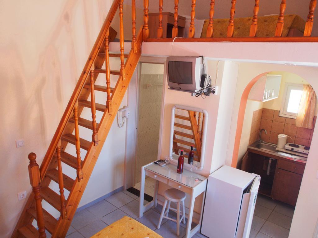 Villa Markos 2* Perissa (Santorini)