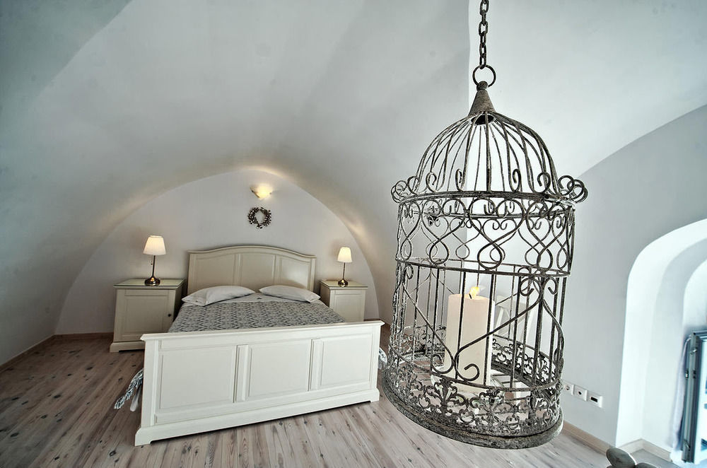 Archontiko Santorini Apartment