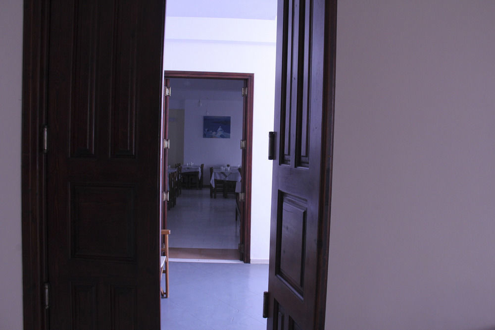 New Haroula 3* Fira (Santorini)
