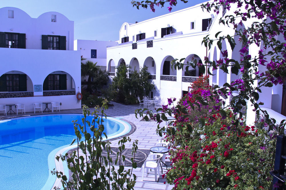 Hotel New Haroula 3*