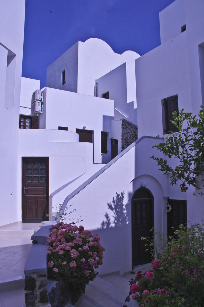 Hotel New Haroula 3*