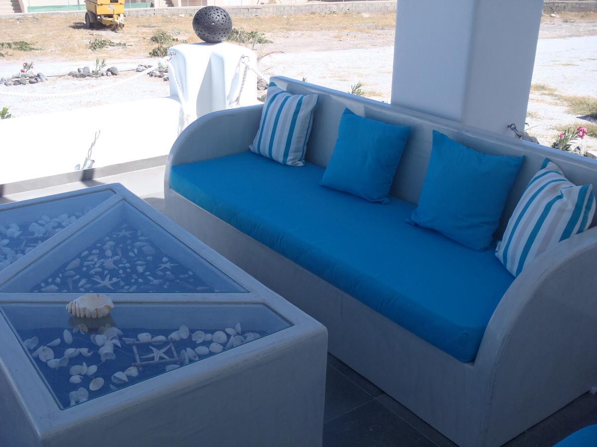Santoxenia Luxury Pousada Kamári