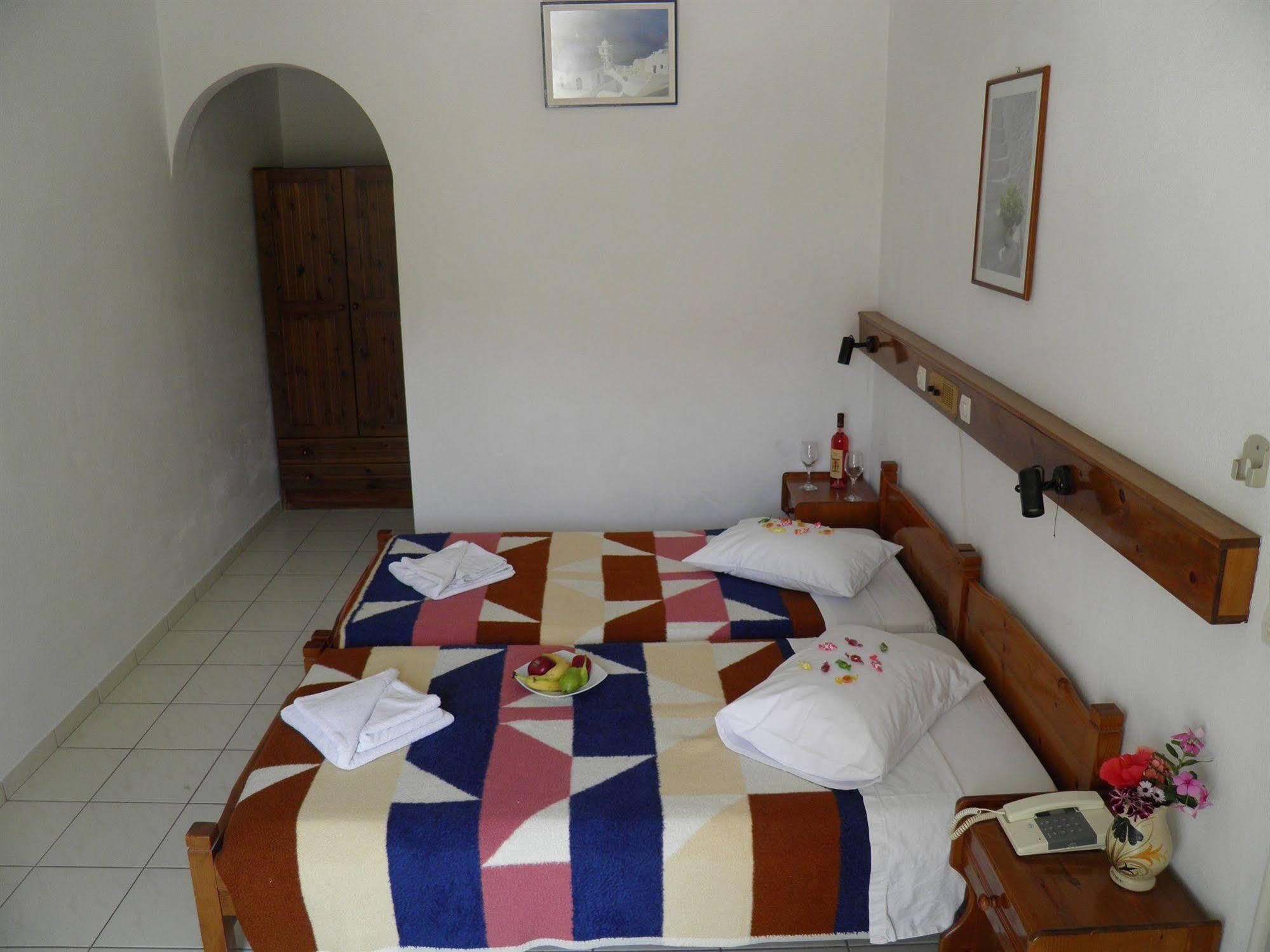 Levante Hotel Kamári