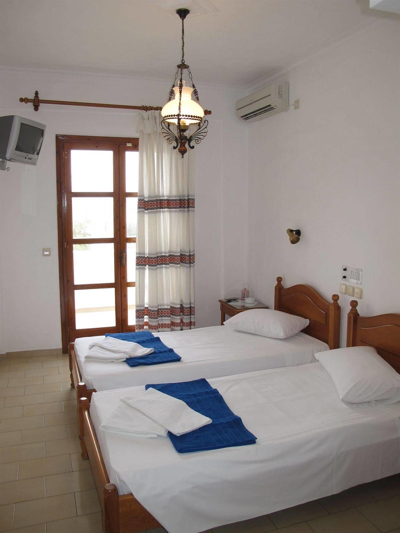 Santa Elena Hotel Kamari (Santorini)