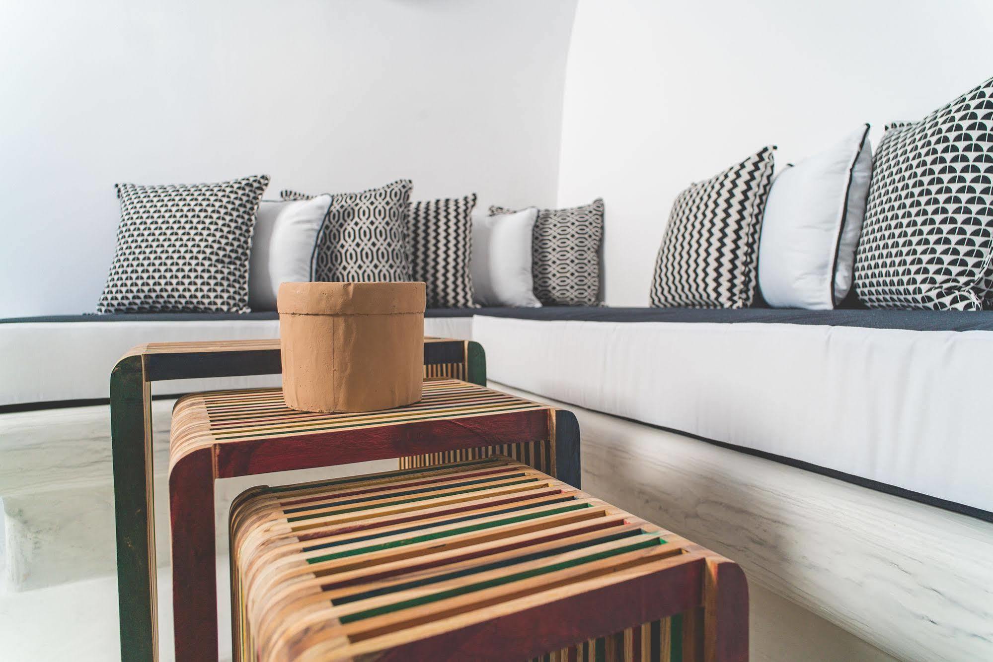 Aparthotel Modernity 4*