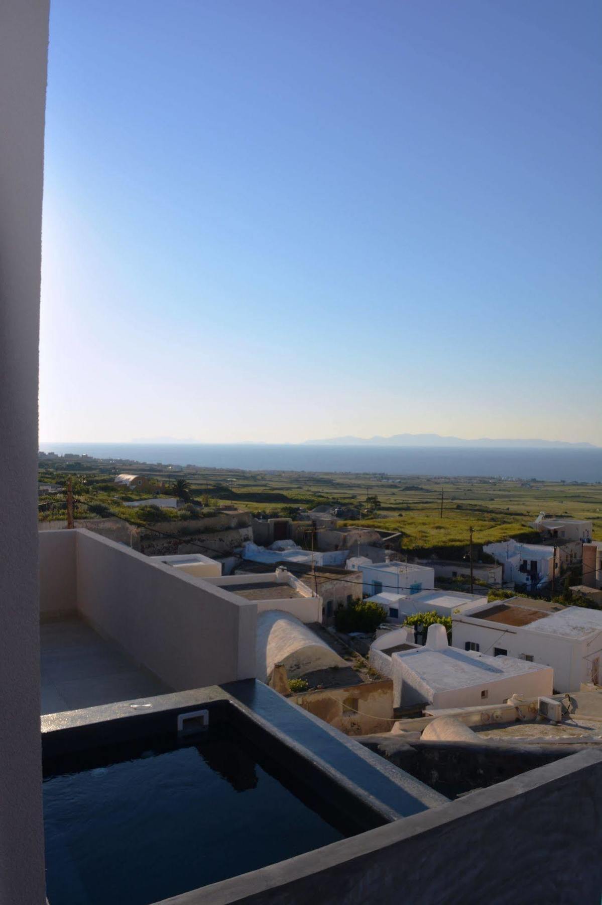 Elysian Santorini *
