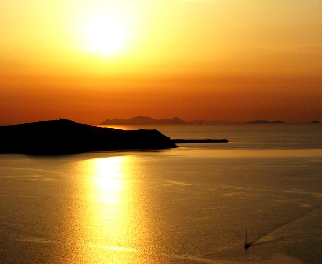 Archontiko Santorini Fira (Santorini)