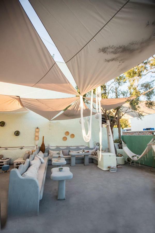 Pasithei Aparthotel Perissa (Santorini)