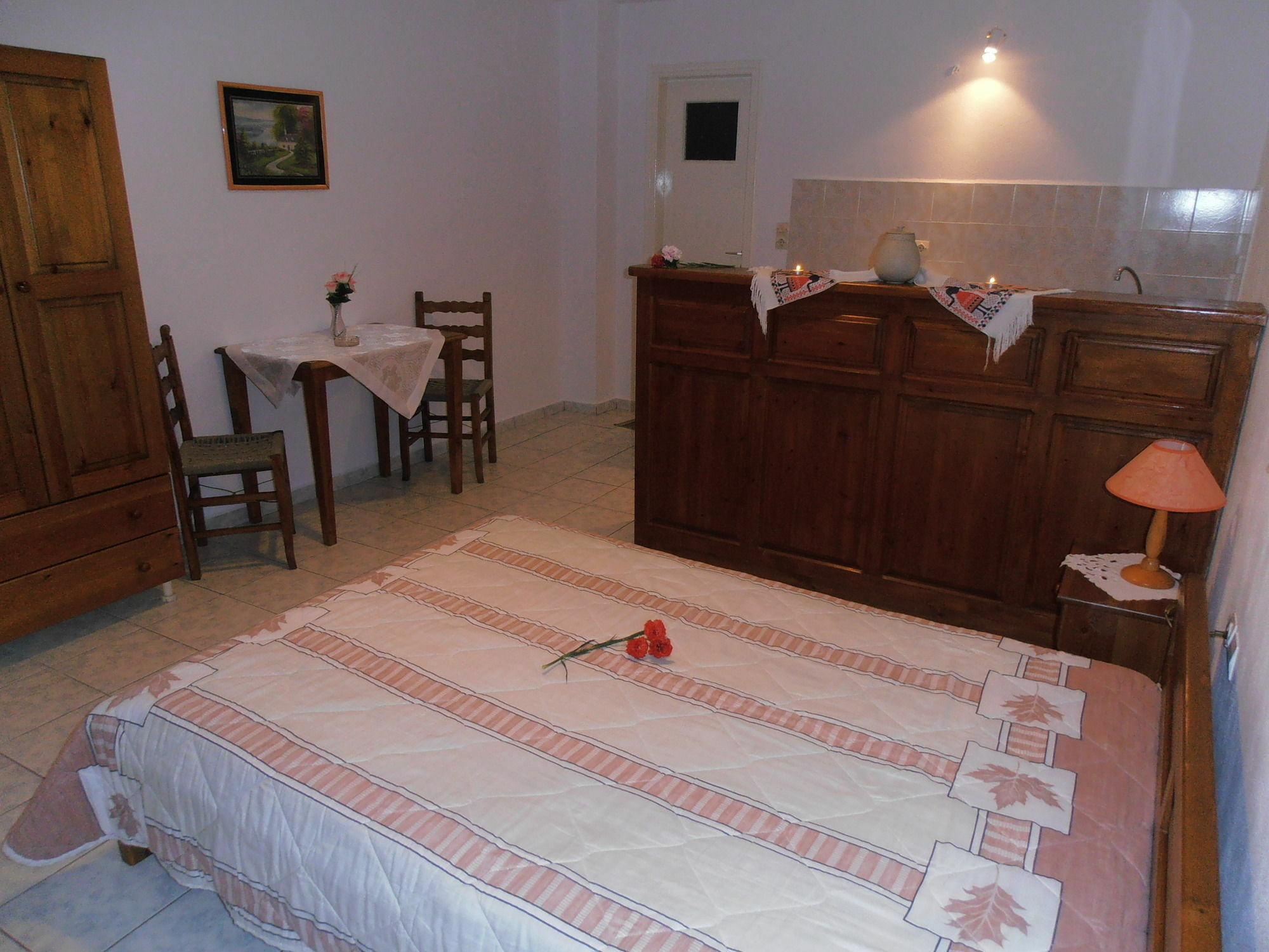 Aparthotel Paradisos *