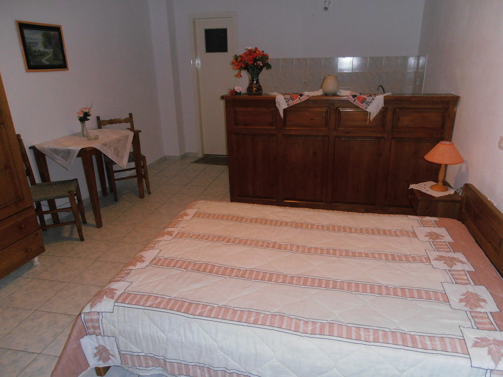Aparthotel Paradisos *