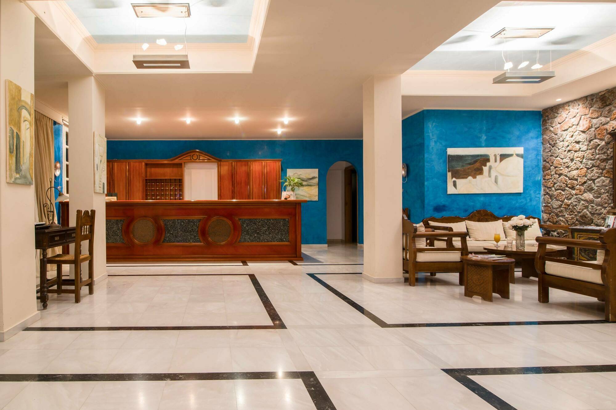 Antinea & Spa 4* Kamari (Santorini)