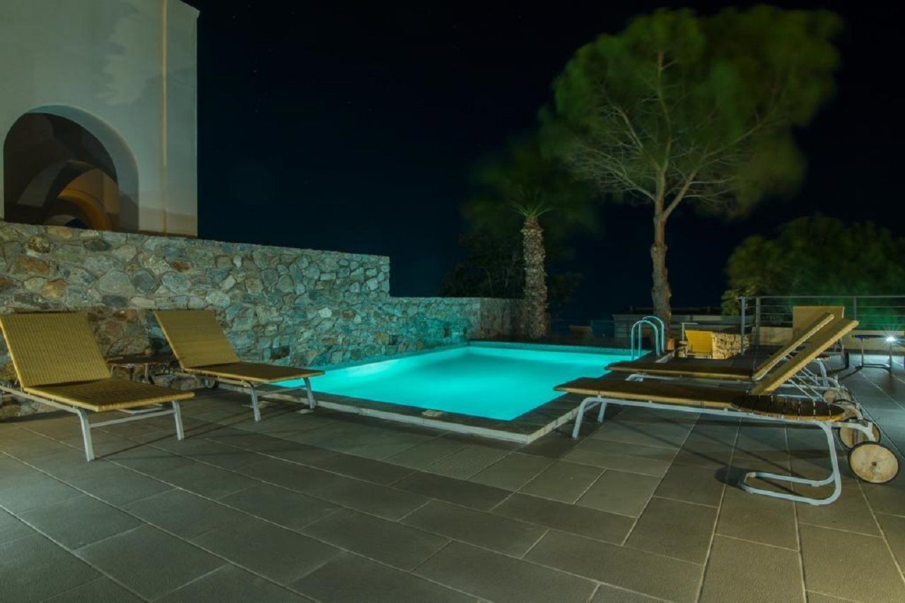Antinea & Spa 4* Kamari (Santorini)