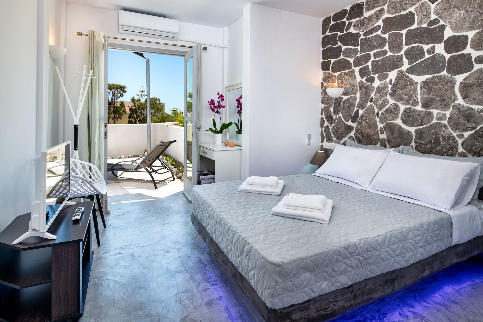Sun Springs Hotel 3*