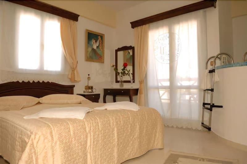Ellinon Thea Boutique Hotel 3*