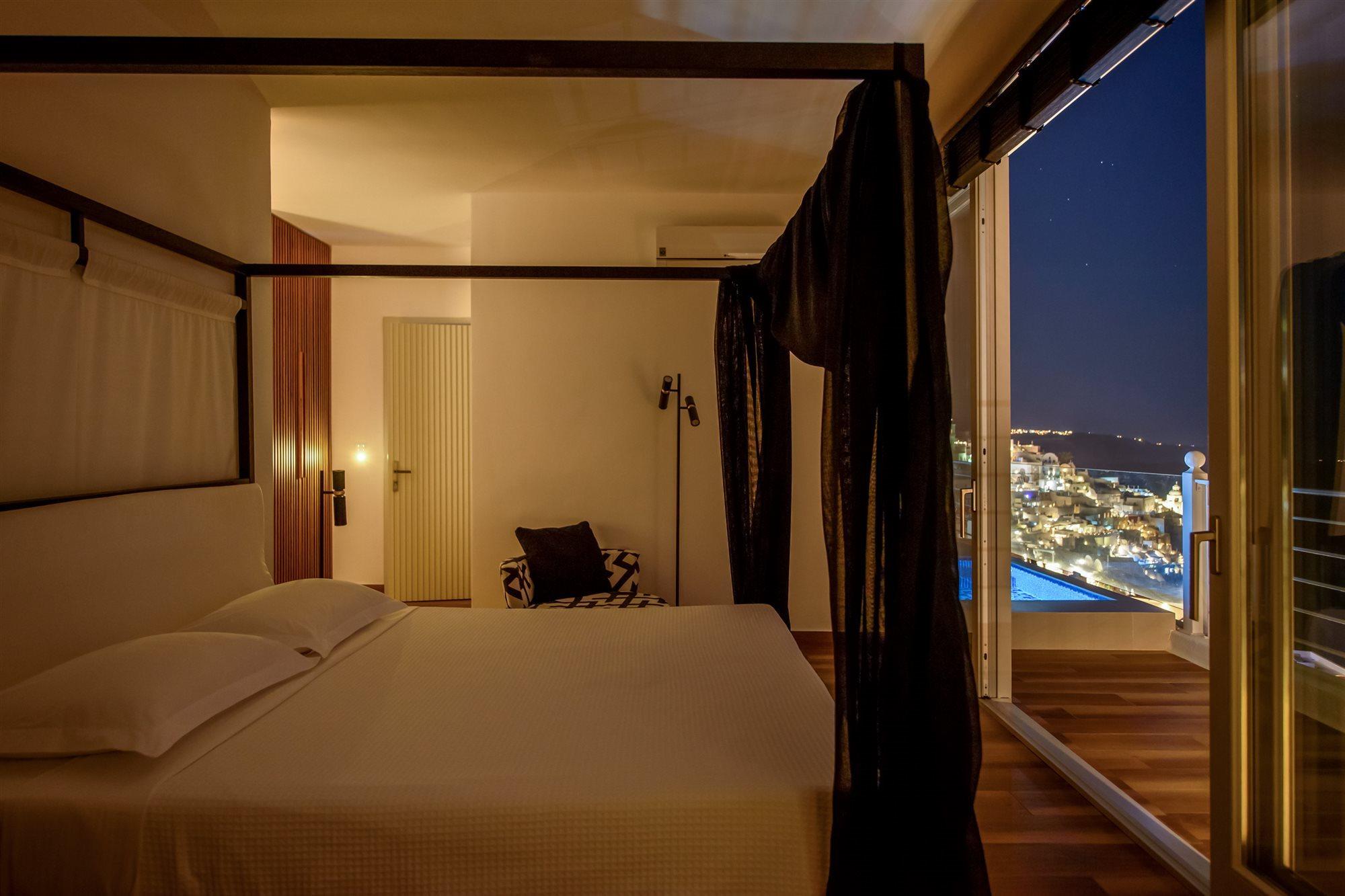 Nefeles Luxury Fira (Santorini)