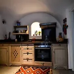 Stefani Cave House Santorini