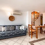Villa By Hotel Thira