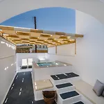 Symphony Suites Santorini