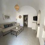 Arco Bianco Suites