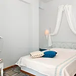 Atlantis Beach Villa