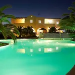 Atlantis Beach Villa