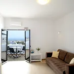 Omiros Hotel