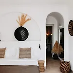 Le Cote Oia