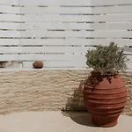 Hotel Thirasia