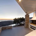 Sleeps8-Parking-Garden-Pool-Sunsets-Barbeque