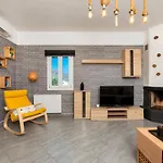 Johnny\'S House