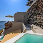 Nano Oia Canaves