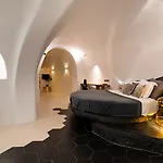 Daydream Luxury Suites