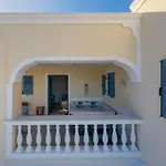 Skarmoutsos Holiday Home
