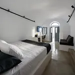 Pyrgos Cave Suites