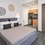 Potamida Suites