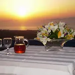 Kiklamino Sunset Studios
