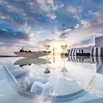 Hyperion Oia Suites
