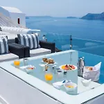 Hyperion Oia Suites