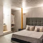 Abrazo Villas