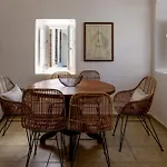 Revelis Villa & Canava