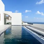 Villa Di Capo - Santorini Old Winery Luxury Villas