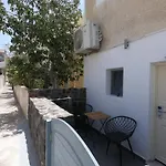 Anny Studios & Rooms Perissa Beach