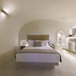 Annouso Villa With Hot Tub By Caldera Houses