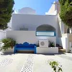 Chariot Apartments Santorini