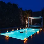 Erosantorini Estate